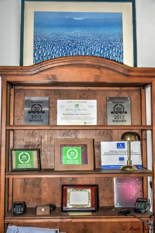 Hotel Boutique Condes Fucares Almadén Buitenkant foto